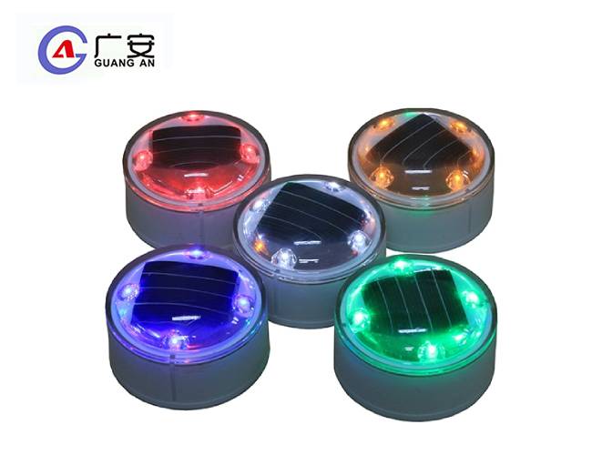 太陽(yáng)能4LED地埋燈